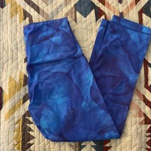 Beautiful blue print lulu crops!